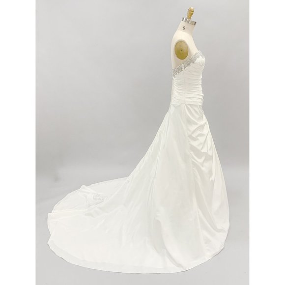 US Bridal Size 4 (EU size 8) - Pleated Taffeta Trumpet Wedding dress - Picture 4 of 6